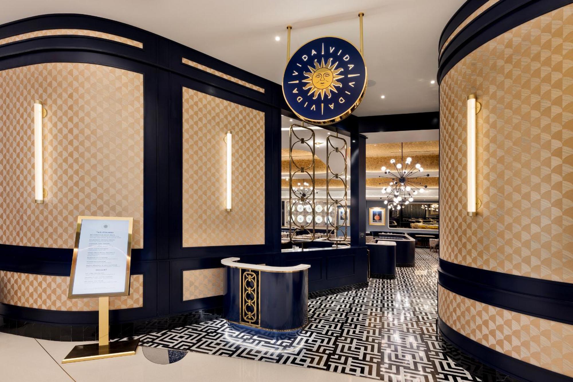Fontainebleau Las Vegas Dış mekan fotoğraf The restaurant's interior