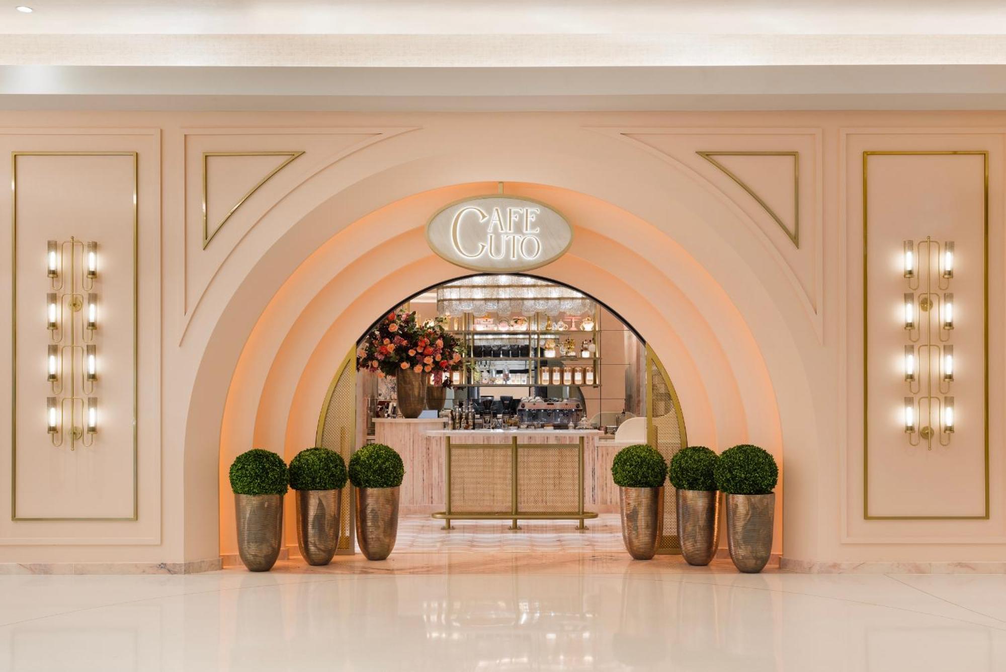 Fontainebleau Las Vegas Dış mekan fotoğraf Café at The St. Regis